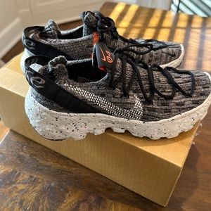 Nike Space Hippie size 5.5